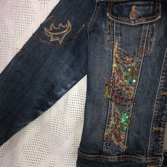 Style Denim Beaded Embellished Jacket - Picture 2 of 5